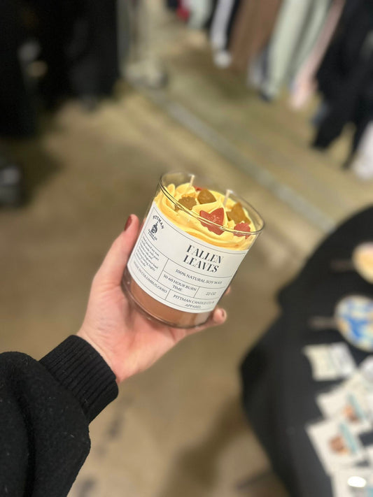Fallen Leaves Massive 22 oz candle