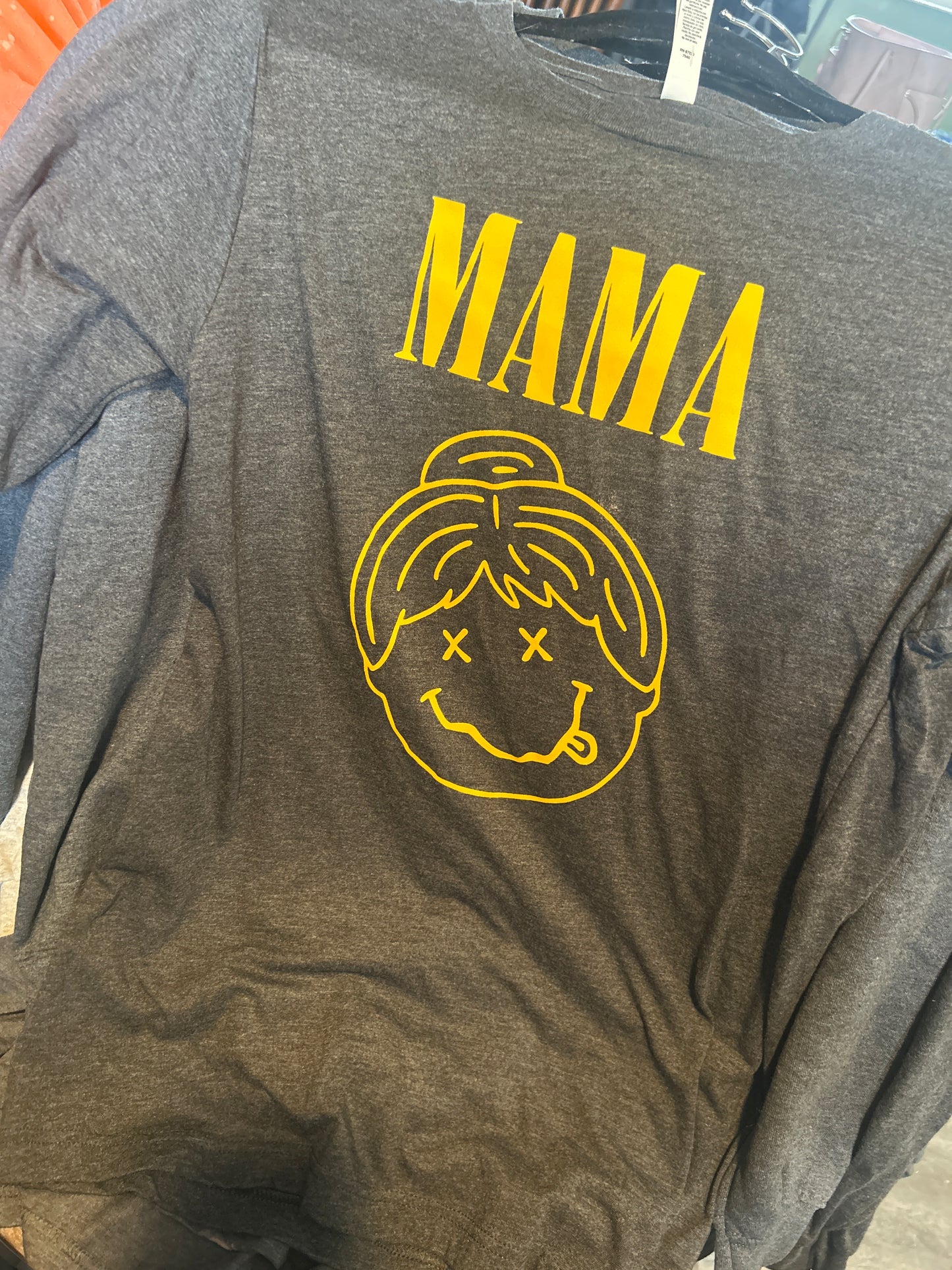 Medium MAMA long sleeve